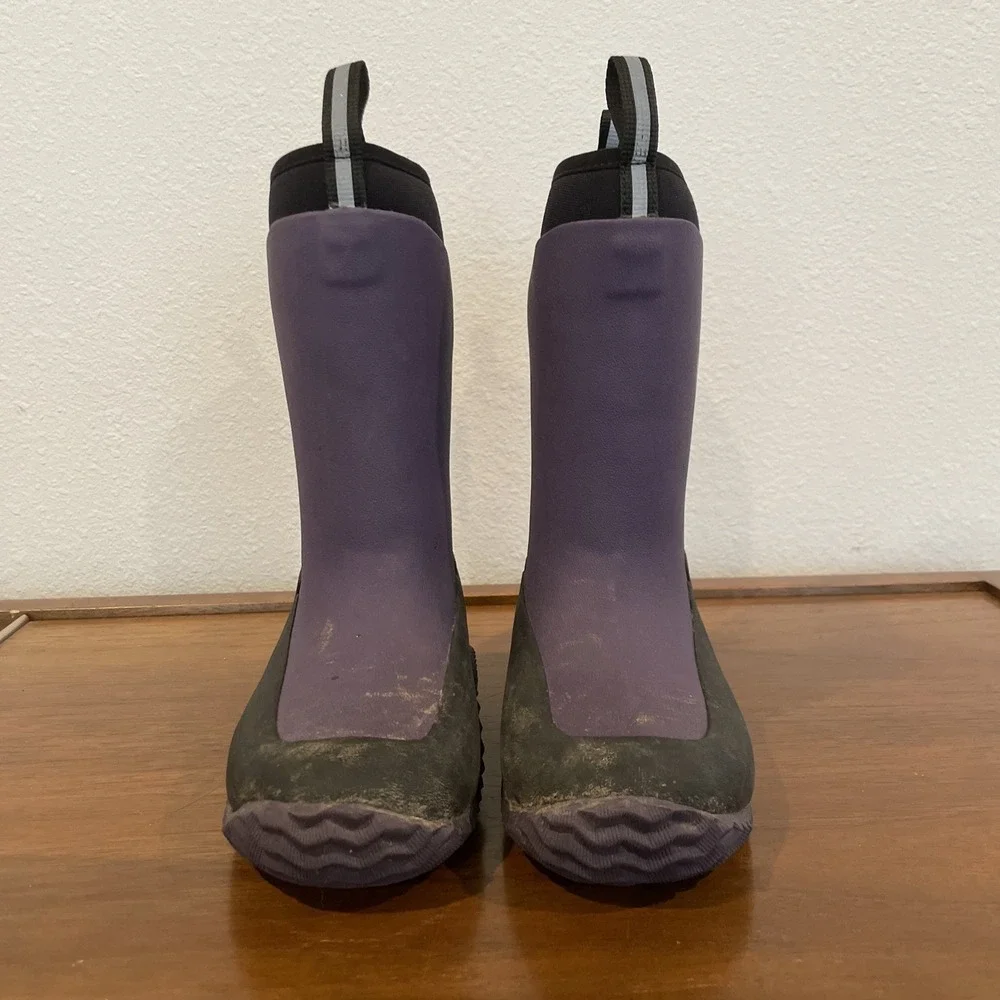 Grubs muddies wellies